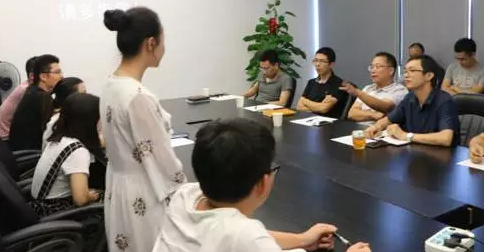 九游老哥J9俱乐部首届员工转正评审会圆满举行