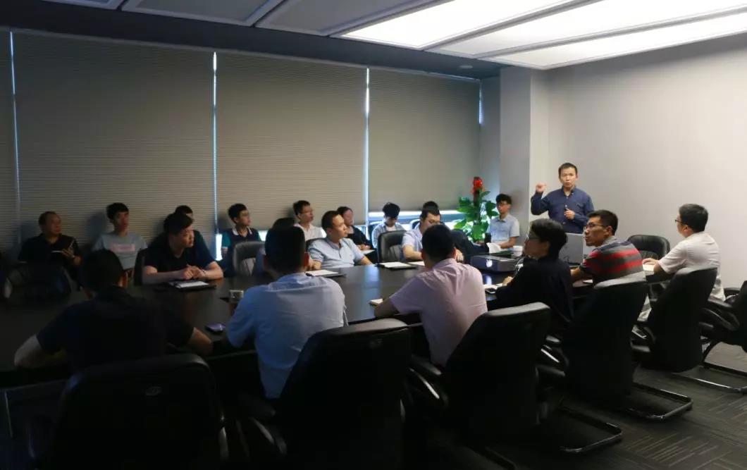 同济大学建设管理与房地产系主任王广斌教授莅临九游老哥J9俱乐部指导、交流
